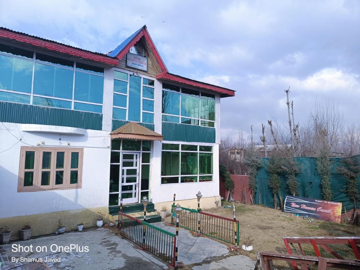 Hotel New Heaven Canal Сринагар Экстерьер фото