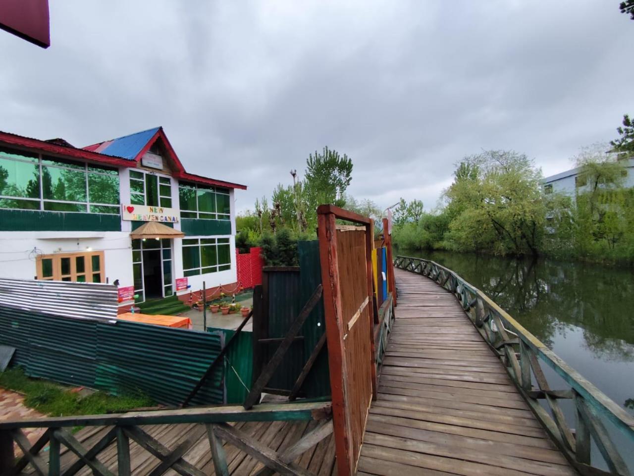 Hotel New Heaven Canal Сринагар Экстерьер фото